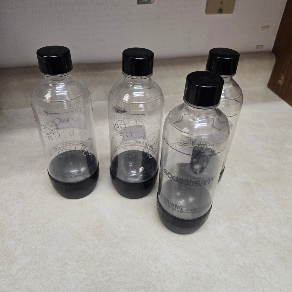SodaStream‎ 1L Carbonating Bottles Set of 4 Black Reusable BPA Free Plastic